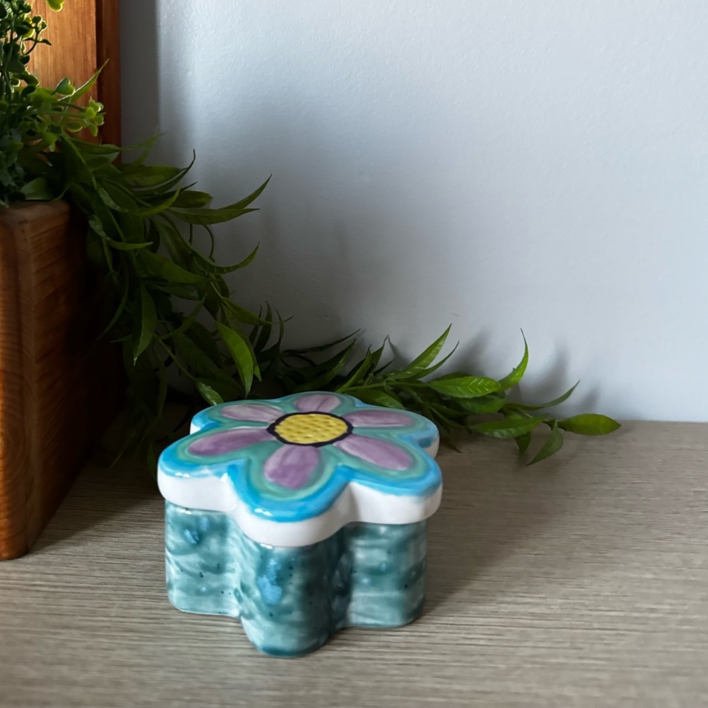 Floral Ceramic Trinket Box